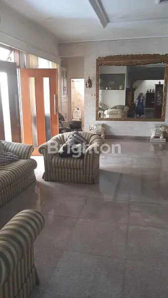 image RUMAH MEWAH 4KT, LUAS TANAH 516M² DI JAKARTA TIMUR (7)