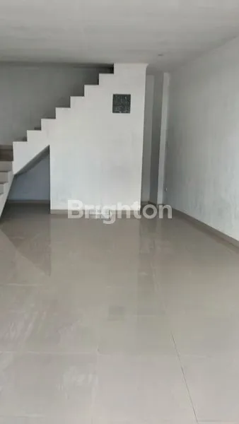 image RUKO STRATEGIS 2 LANTAI DI PERERENAN, LT 160M² (4)