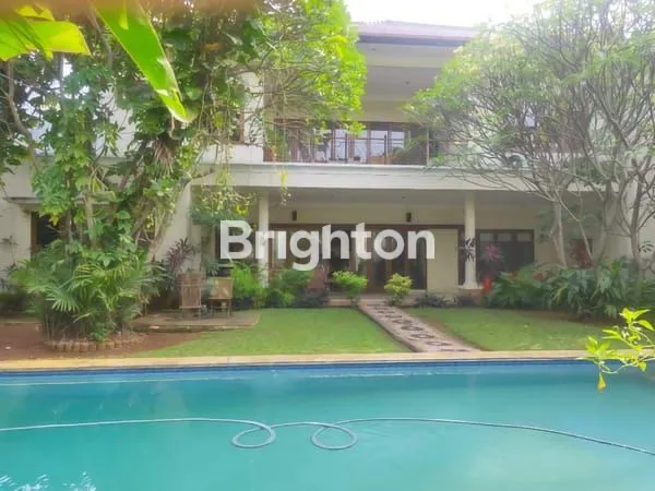 image RUMAH MEWAH 2 LANTAI DI KEMANG, LT 750M² (1)