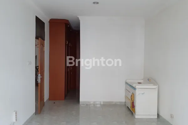 image RUMAH 2 LANTAI SIAP SEWA DI PERUMAHAN GADING SURYA (2)