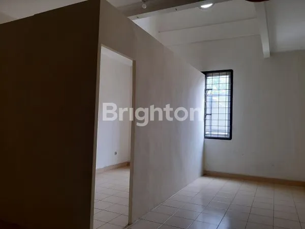 image RUKO 2 LANTAI RAPI SIAP USAHA DI KOTA WISATA CIBUBUR, BOGOR (4)