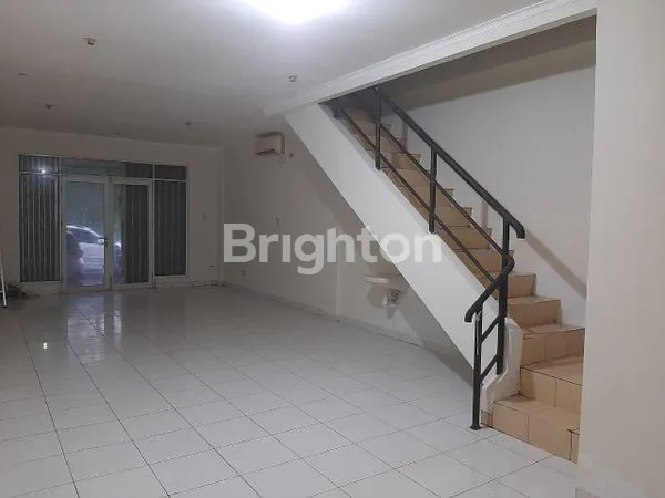 image RUKO 2 LANTAI RAPI SIAP USAHA DI KOTA WISATA CIBUBUR, BOGOR (2)