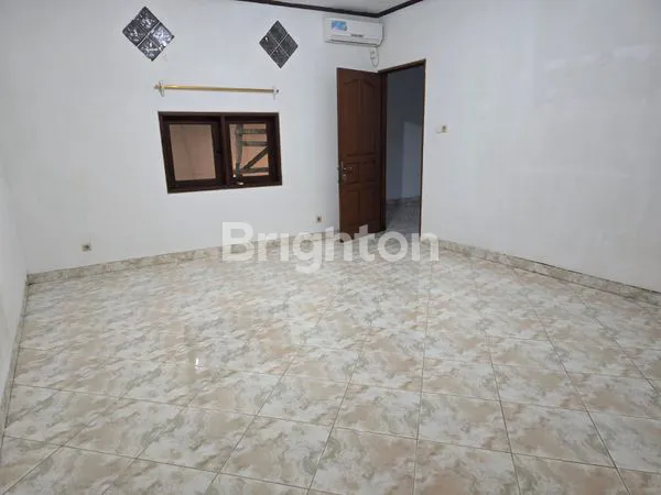 image JUAL RUMAH 2 LANTAI DI PEMOGAN (3)