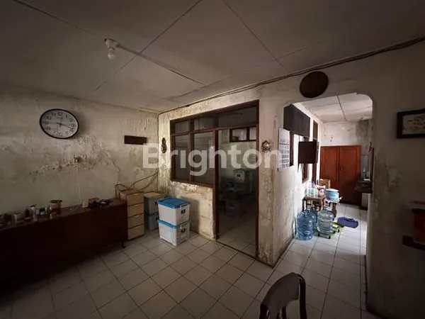 image RUMAH TUA DI BUNGUR KEMAYORAN  JAKARTA PUSAT (5)
