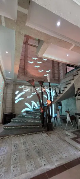 image GEDUNG DI JUAL DI BATUBULAN (7)