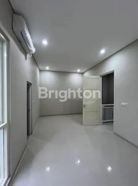 image GRAND PAKUWON SURABAYA BARAT ROW 3 MOBIL SERAH TRIMA DESEMBER 2025 (3)