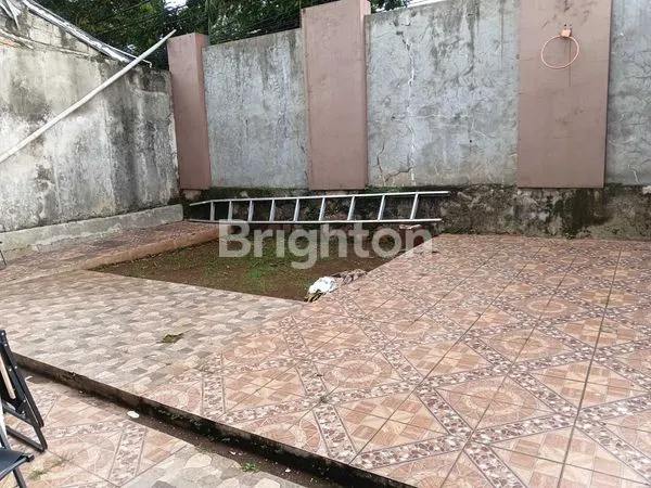 image HUNIAN MODERN TROPIS 2 LANTAI + EXTRA LAHAN || DESAIN ELEGAN & TERANG || AKSES CEPAT TOL BRIGIF (1)