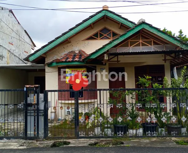 RUMAH NYAMAN LT 220M², 3KT 3KM DI JAKARTA TIMUR