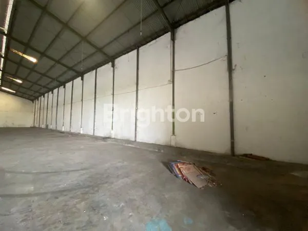 image GUDANG SIAP PAKAI AKSES KONTAINER BEBAS BANJIR DOUBLE GATE OSOWILANGUN PERMAI  (3)