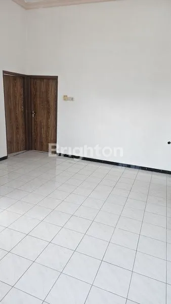 image RUMAH SIAP PAKAI DI TANAH MAS SEMARANG UTARA (8)