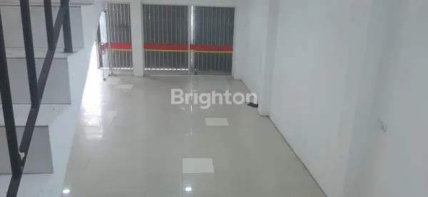 image RUKO 3 LANTAI SHM, LOKASI STRATEGIS TEBET (4)