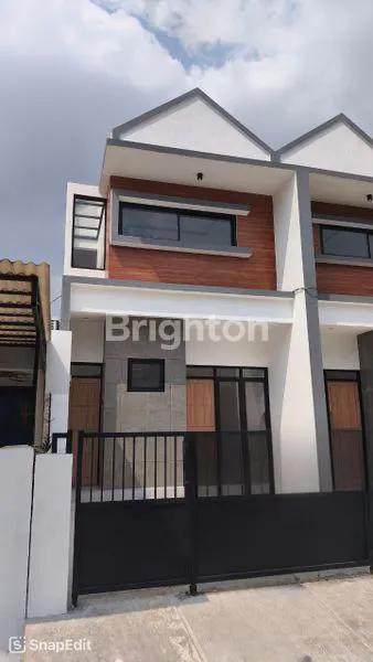 image BARU GRESS TENGGILIS MEJOYO 5X20 CUMA 1.6M, ADA HALAMAN BELAKANG, CARPORT LEGA BUAT MOBIL BESAR (2)