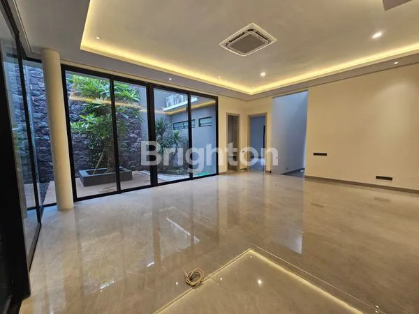 image RUMAH BARU PAKUWON INDAH SURABAYA IMPERIAL GOLF SIAP HUNI (4)