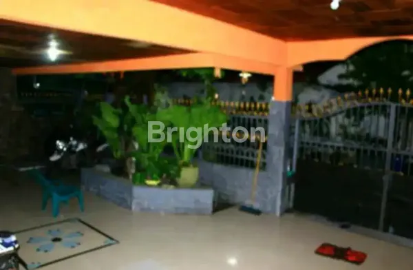 image RUMAH 2 LANTAI RUNGKUT, SECOND TERAWAT LINGKUNGAN NYAMAN, DEKAT BANDARA JUANDA (2)