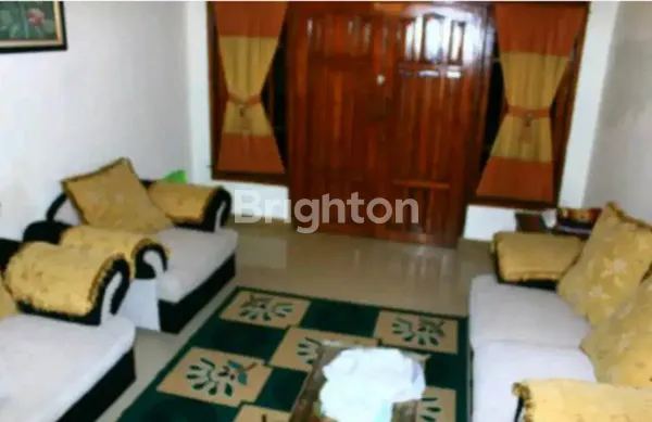 image RUMAH 2 LANTAI RUNGKUT, SECOND TERAWAT LINGKUNGAN NYAMAN, DEKAT BANDARA JUANDA (3)