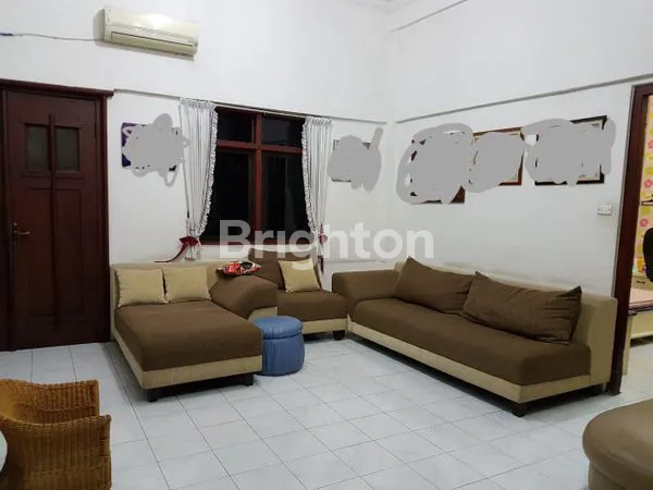 image RUMAH BESAR DI TENGAH KOTA JL. TAMAN KUSUMA BANGSA, COCOK UNTUK USAHA/KANTOR/BENGKEL DLL, LEBAR 24 METER (6)