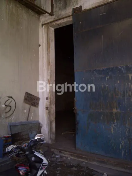 image JUAL GUDANG KANTOR PEGIRIAN SEMAMPIR PERAK (4)