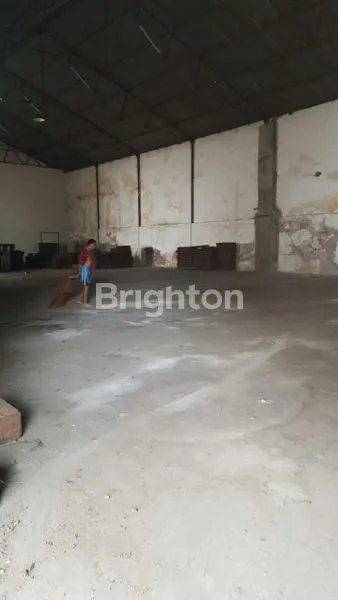 image JUAL GUDANG KANTOR PEGIRIAN SEMAMPIR PERAK (2)