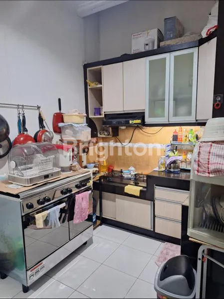 image RUMAH SEMI FURNISH PINGGIR JALAN FI TAMAN SEMANAN INDAH JAKARTA BARAT (5)