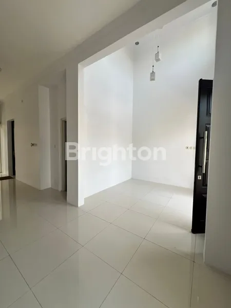 image HUNIAN NYAMAN & TERAWAT 1,5 LANTAI DI GRAND DELTASARI SIDOARJO (6)