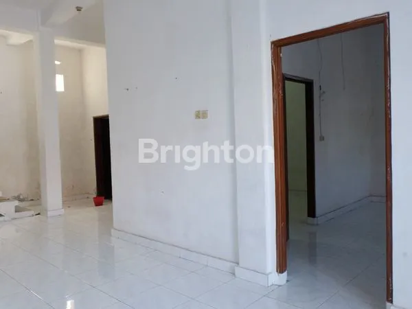 image SEWA RUKO 2 LANTAI + ROOFTOP DI DENPASAR BARAT | LOKASI STRATEGIS & POTENSIAL BISNIS (3)