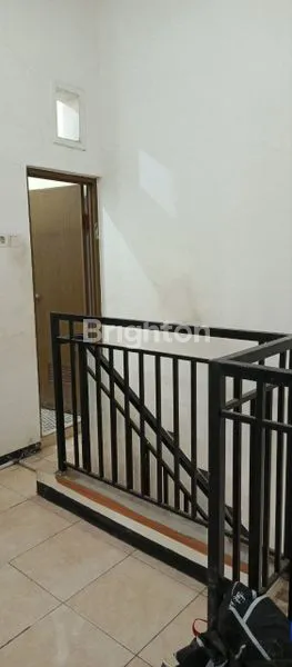 image RUMAH 2 LANTAI SHM DI KAPAS GADING, TAMBAKSARI (6)