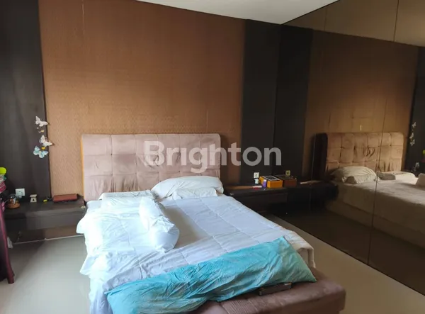 image PAKUWON CITY CLUSTER FAVORIT RUMAH SIAP HUNI 2LANTAI BAGUS BS NEGO (4)