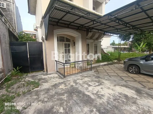 image RUMAH SIAP HUNI, DEKAT CAFE & CLUB HOUSE (3)