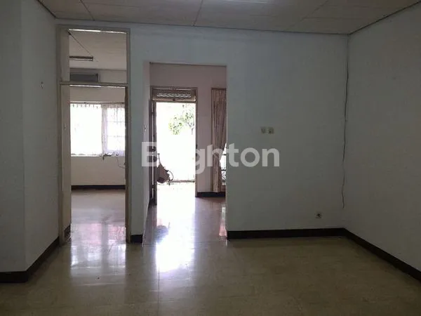 image RUMAH STRATEGIS DI TANJUNG BARAT INDAH (5)