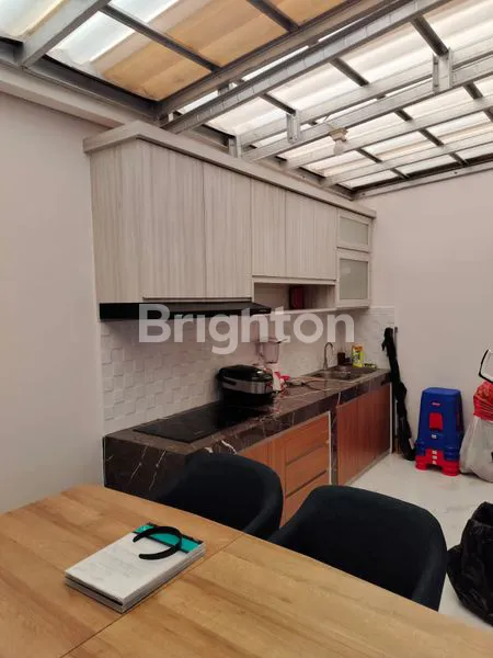 image RUMAH FURNISHED 2 LANTAI DI CENDANA PEAK LIPPO KARAWACI  UTARA (4)
