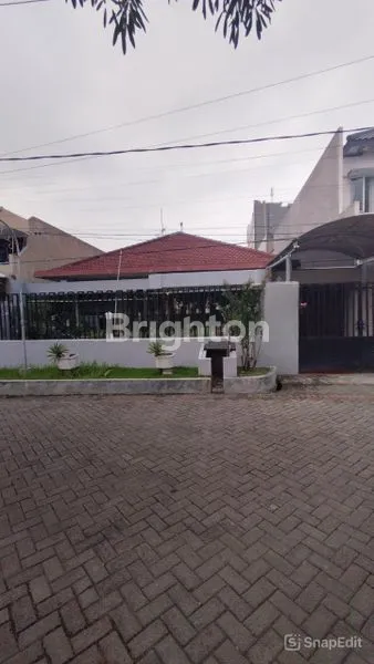 image RUMAH MANYAR KERTOARJO BAGUS TERAWAT DEKAT DHARMAHUSADA, KERTAJAYA  (1)