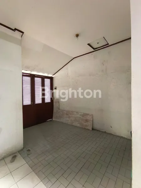 image RUMAH BESAR DI JALUR PERDAGANGAN SALATIGA (BONUS KIOS AKTIF) MASIH BOLEH NEGO (5)