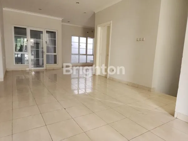 image DI JUAL RUMAH DI KOTA WISATA (2)