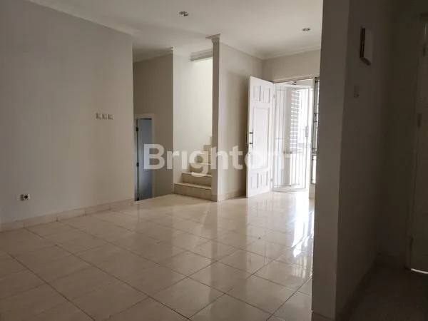 image DI JUAL RUMAH DI KOTA WISATA (3)