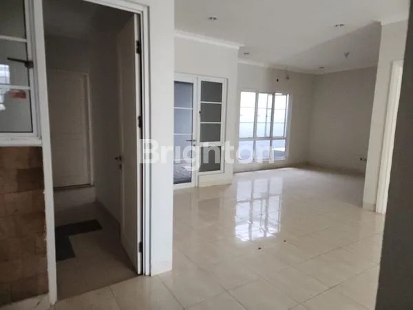 image DI JUAL RUMAH DI KOTA WISATA (4)