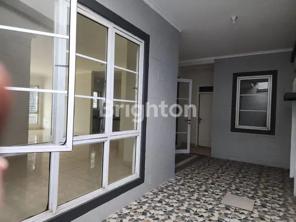 image DI JUAL RUMAH DI KOTA WISATA (5)