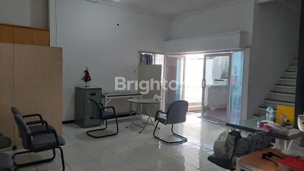 image GUDANG SIAP PAKAI MARGOMULYO INDAH DEKAT TOL SURABAYA BARAT (4)