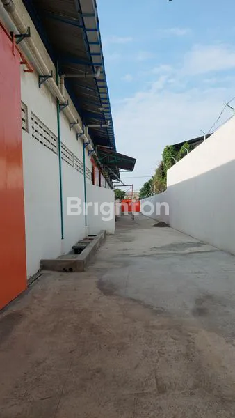 image GUDANG SIAP PAKAI MARGOMULYO INDAH DEKAT TOL SURABAYA BARAT (8)