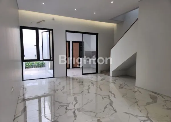 image DIJUAL CEPAT RUMAH BARU GRESS MODERN MINIMALIS LOKASI STRATEGIS RUNGKUT MAPAN  (2)