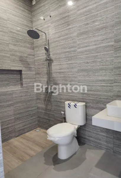 image DIJUAL CEPAT RUMAH BARU GRESS MODERN MINIMALIS LOKASI STRATEGIS RUNGKUT MAPAN  (4)