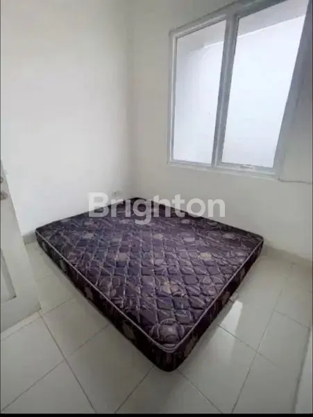 image RUMAH 2 LANTAI SIAP HUNI DI VIRGINIA VILLAGE (3)