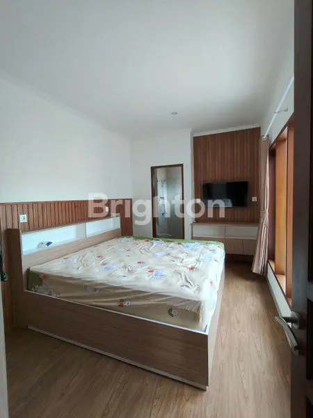 image HUNIAN EKSKLUSIF FULL FURNISH, SHM, AKSES STRATEGIS DI TAMAN MUMBUL (2)