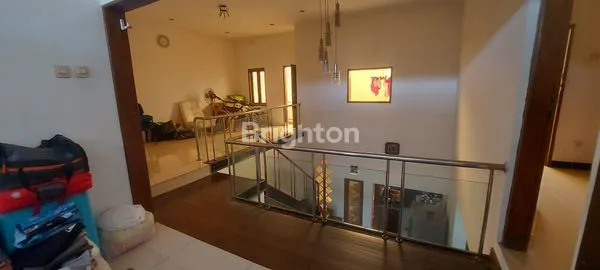 image DI JUAL RUMAH MEWAH DAN KOKOH DI TAMAN HOLIS BANDUNG (5)