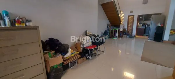 image DI JUAL RUMAH MEWAH DAN KOKOH DI TAMAN HOLIS BANDUNG (7)