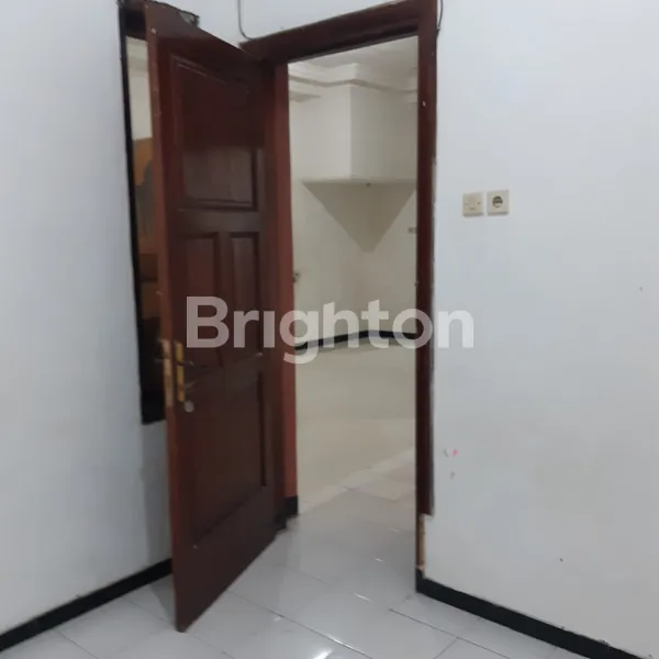 image  RUMAH PURI LIDAH KULON DEKAT UNESA LIDAH, DEKAT PAKUWON MALL, DEKAT MCD (6)