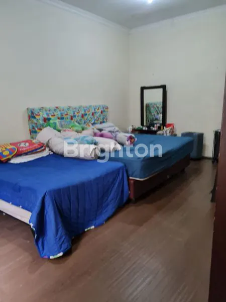 image RUMAH BAGUS SIAP HUNI DI GRIYA LOKA BSD CITY TANGERANG SELATAN (6)