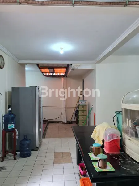 image RUMAH BAGUS SIAP HUNI DI GRIYA LOKA BSD CITY TANGERANG SELATAN (8)