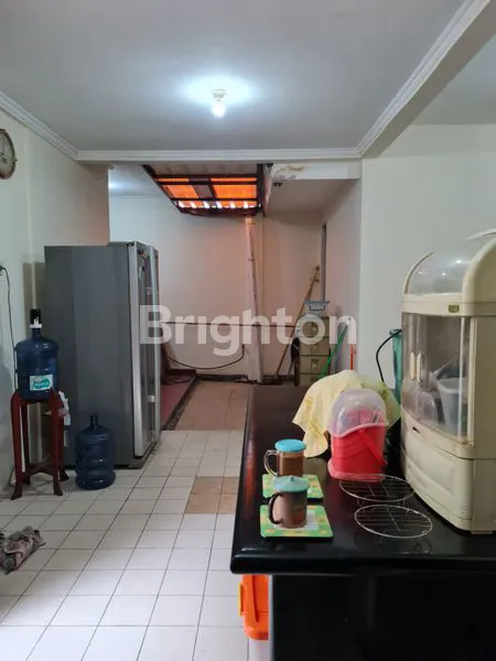 image RUMAH BAGUS SIAP HUNI DI GRIYA LOKA BSD CITY TANGERANG SELATAN (4)