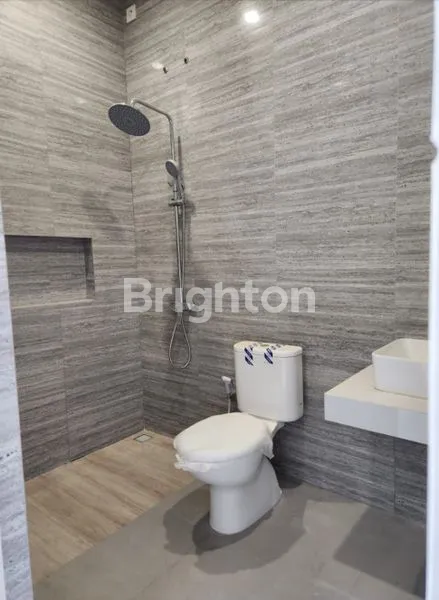 image RUMAH BARU MODERN DI RUNGKUT MAPAN, LT 94 LB 160 (8)