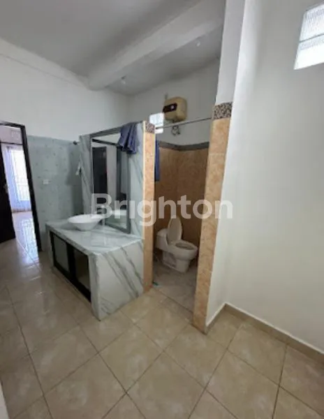 image VILLA BALKON 3 BR SEMI FURNISHED - STRATEGIS DI TANGKUPAN PERAHU, DENPASAR BARAT (4)